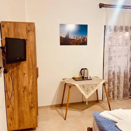 Aysultan Stone House *