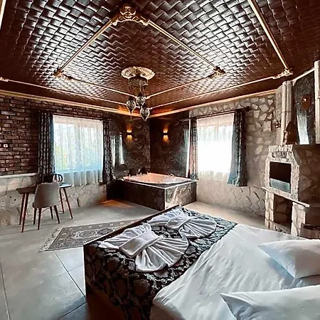 Aysultan Stone House Hotel *